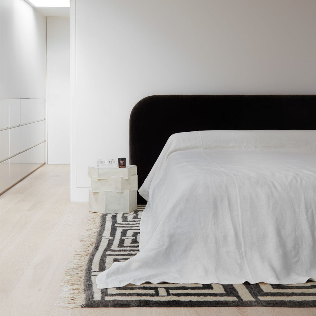 Krystal Bed